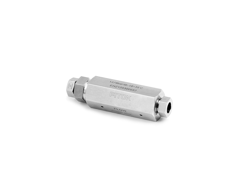 316 SS, 15C Series Pipe O-ring Check Valve, 3/8" Female NPT, 0.84 Cv, 15,000 psig (1034 bar)